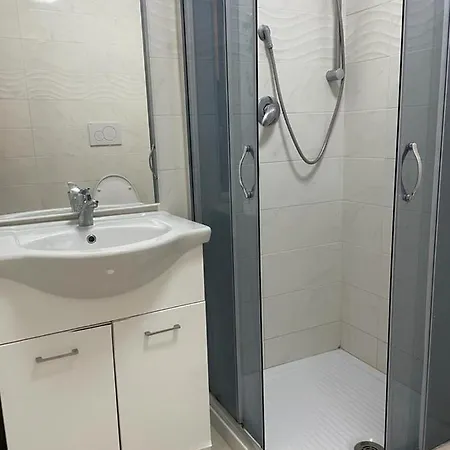 בית הארחה Termini Relex House 2*