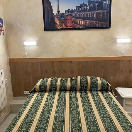 בית הארחה Termini Relex House 2*