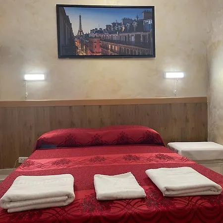 Termini Relex House 2* ローマ